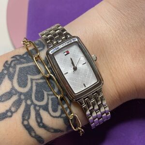 💛 Tommy Hilfiger Silver Quartz Watch
